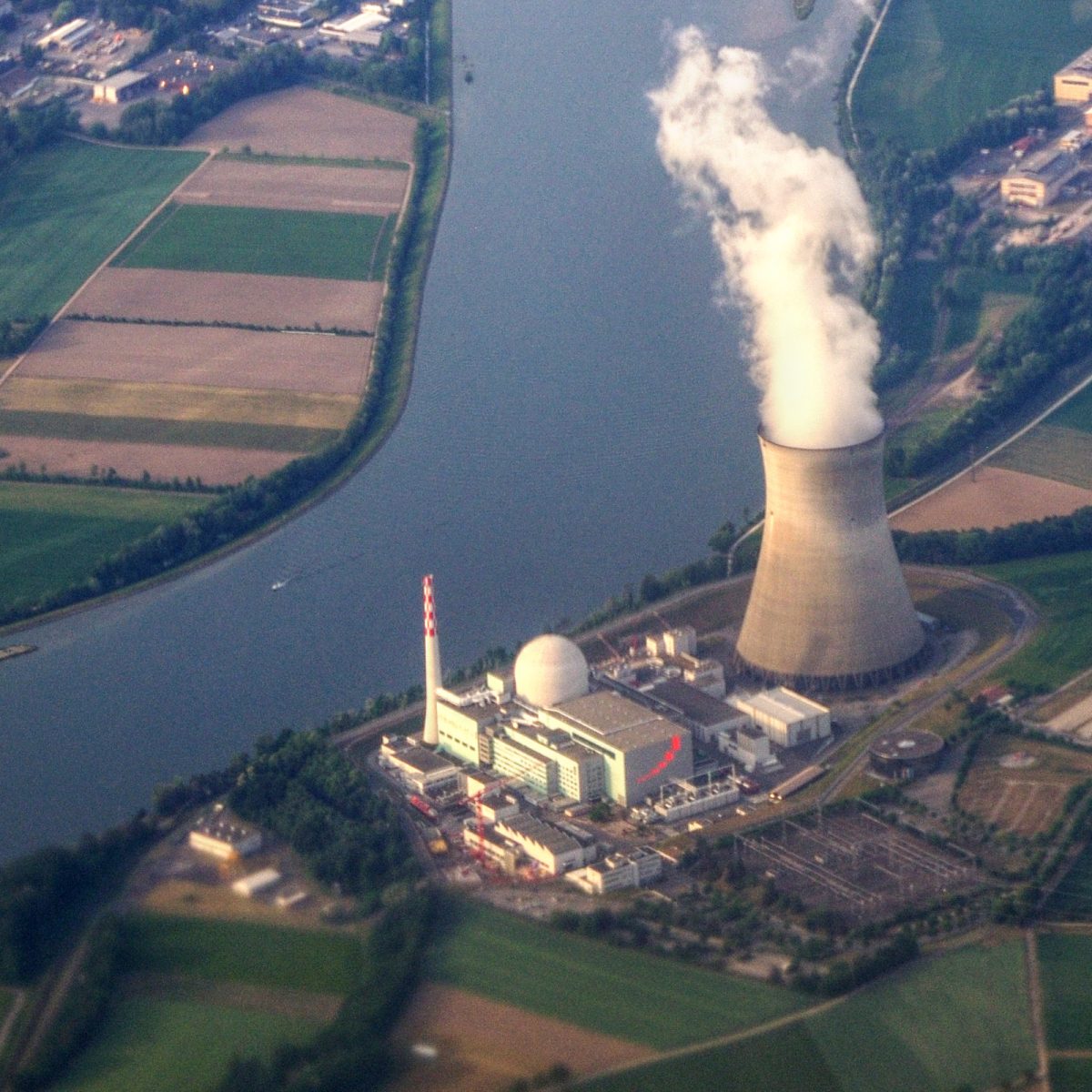 Revealing the Advantages and Disadvantages of Nuclear Energy